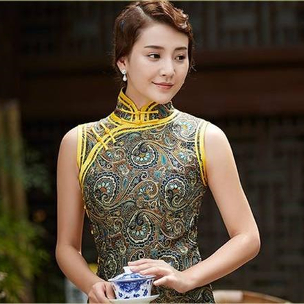 為什么很少人穿旗袍，為什么大街上很少人穿旗袍
