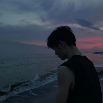 主動提分手的男人人品，主動提分手的男人會難過的嗎
