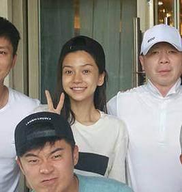 吳昕、baby素顏對(duì)比照曝光，卸妝前后差別巨大秒變路人！