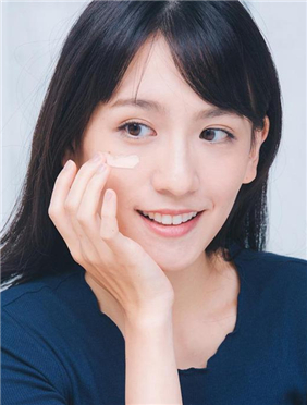 60秒內一口氣搞定底妝、腮紅和修容 優(yōu)點值得大推特推