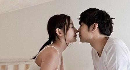 女人想被你泡的四個(gè)信號，有一條以上你就進(jìn)攻吧