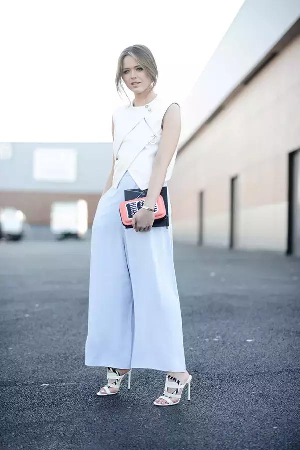服裝搭配：女人到了25+的年齡，衣服別這樣穿！