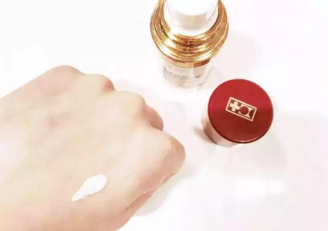 眼袋？細(xì)紋？干紋？黑眼圈？你的眼睛需要抗老產(chǎn)品了！