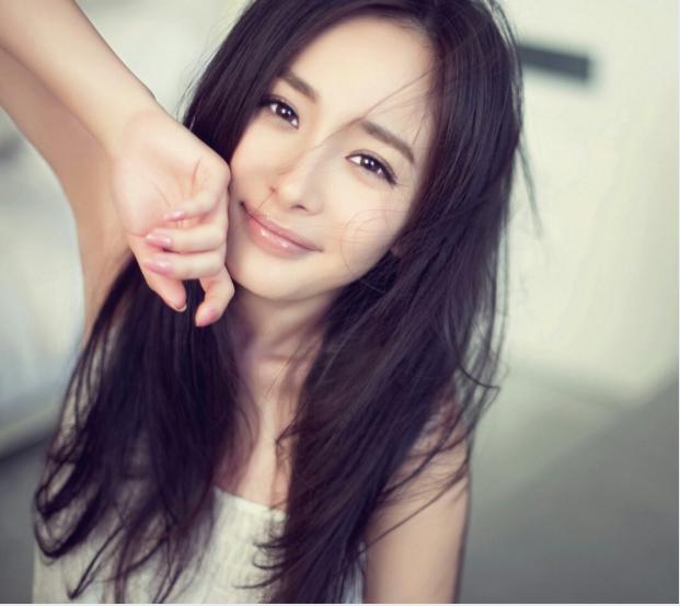 明明化妝步驟都一樣，憑什么她就能美到發(fā)光？
