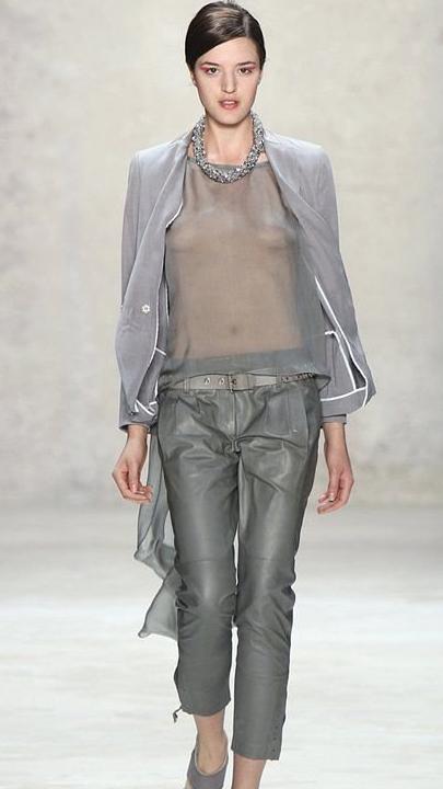 Dorothee Schumacher 法國(guó)高級(jí)時(shí)裝秀精選