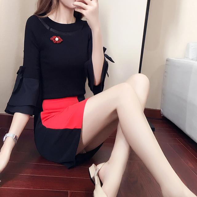 超個(gè)性衣服，時(shí)髦又不失韻味，女人味十足，讓你盡顯年輕的風(fēng)采