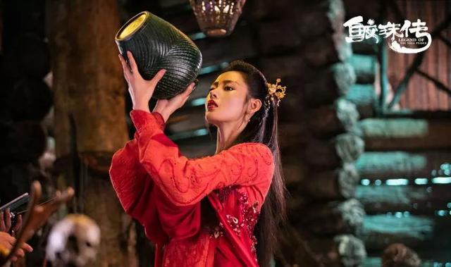 深蹲卸妝外加魔鬼的步伐 有哪個(gè)女明星健身能拼過她？