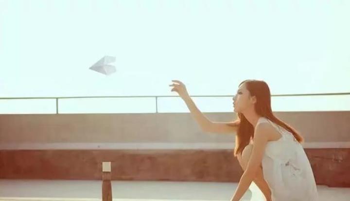 戀愛中女生可以忍多久不聯(lián)系，女人最長多久不理男人