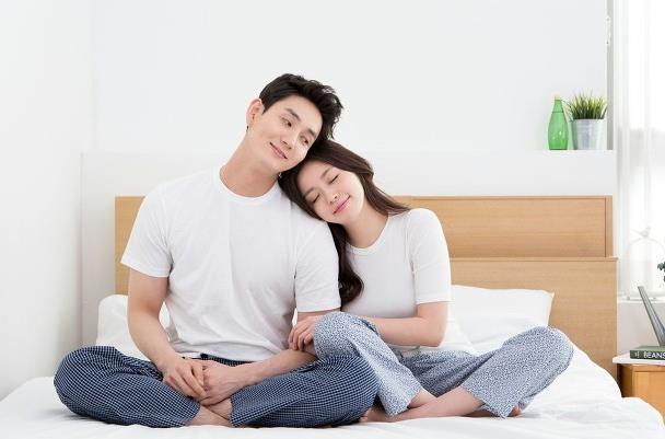 三種關(guān)系容易日久生情，哪些關(guān)系更容易日久生情