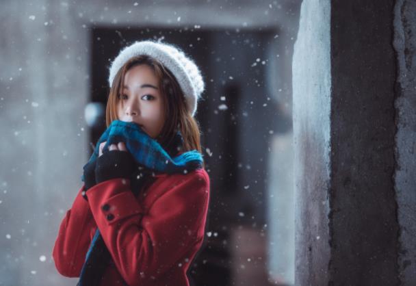 越是高冷的人越有人喜歡嗎，高冷的男生喜歡什么類型女生