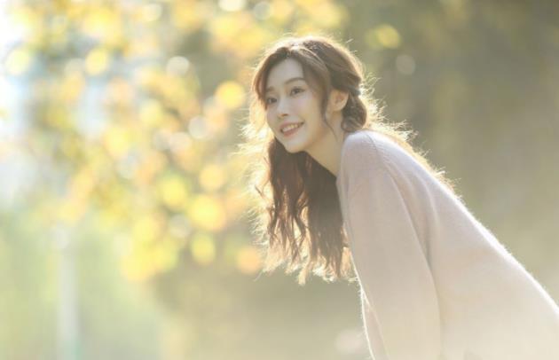 女生對(duì)男生暗示性表白的表現(xiàn)，女生向男生表白意味著什么