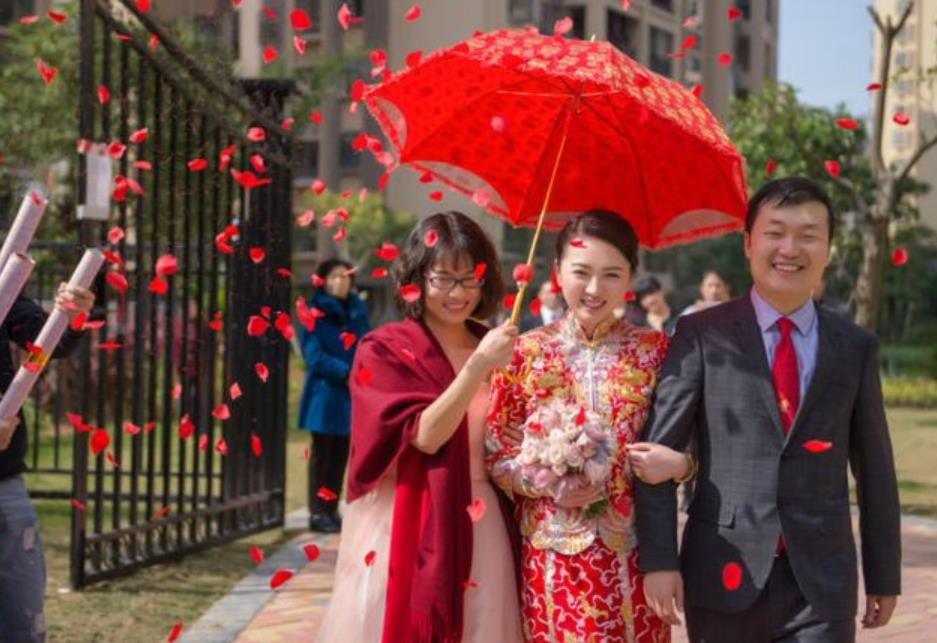 女兒出嫁什么人不能送，出嫁當(dāng)天送親哪些人回避