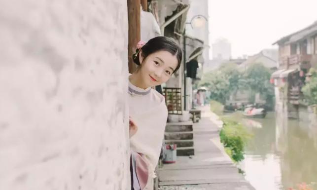 福相深的女人特征，女人最好的八個(gè)福相