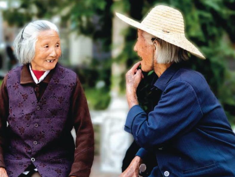 老人三個毛病討人厭，老人頭發(fā)不白迷信說法