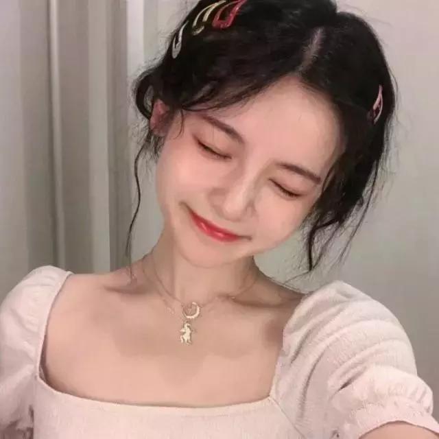 說女孩子圓潤就是胖嗎，男生說你長得圓潤是什么意思