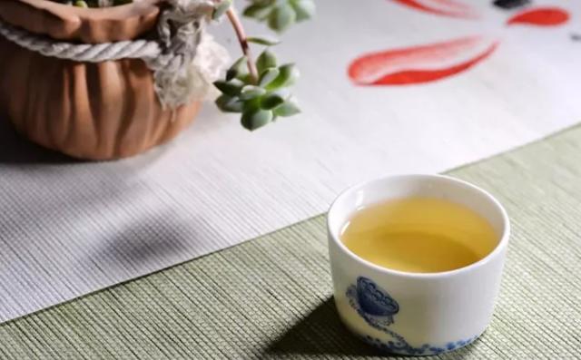 夏天養(yǎng)心吃什么最好，夏天養(yǎng)心有哪些重要性