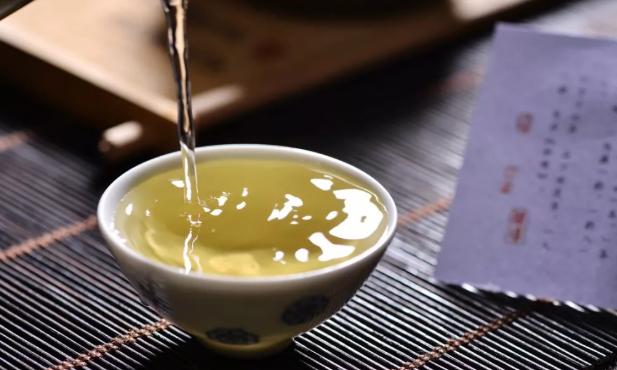 夏天養(yǎng)心吃什么最好，夏天養(yǎng)心有哪些重要性