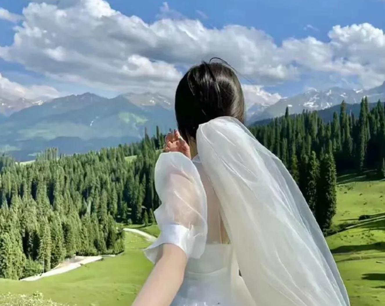 當(dāng)開始思考談?wù)撉啻旱臅r候，青春已經(jīng)悄然流逝