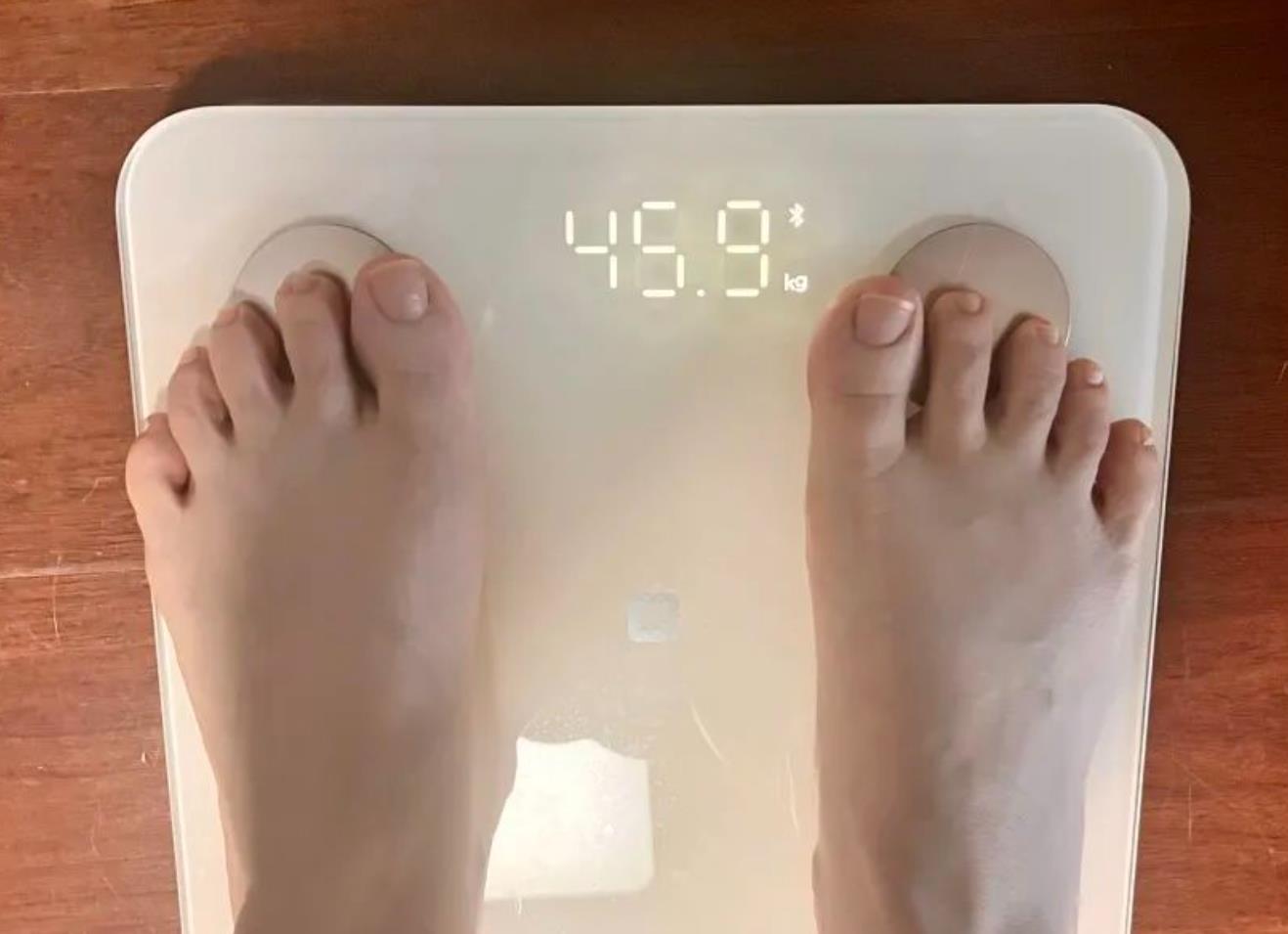 為什么上完廁所后體重不會(huì)減少