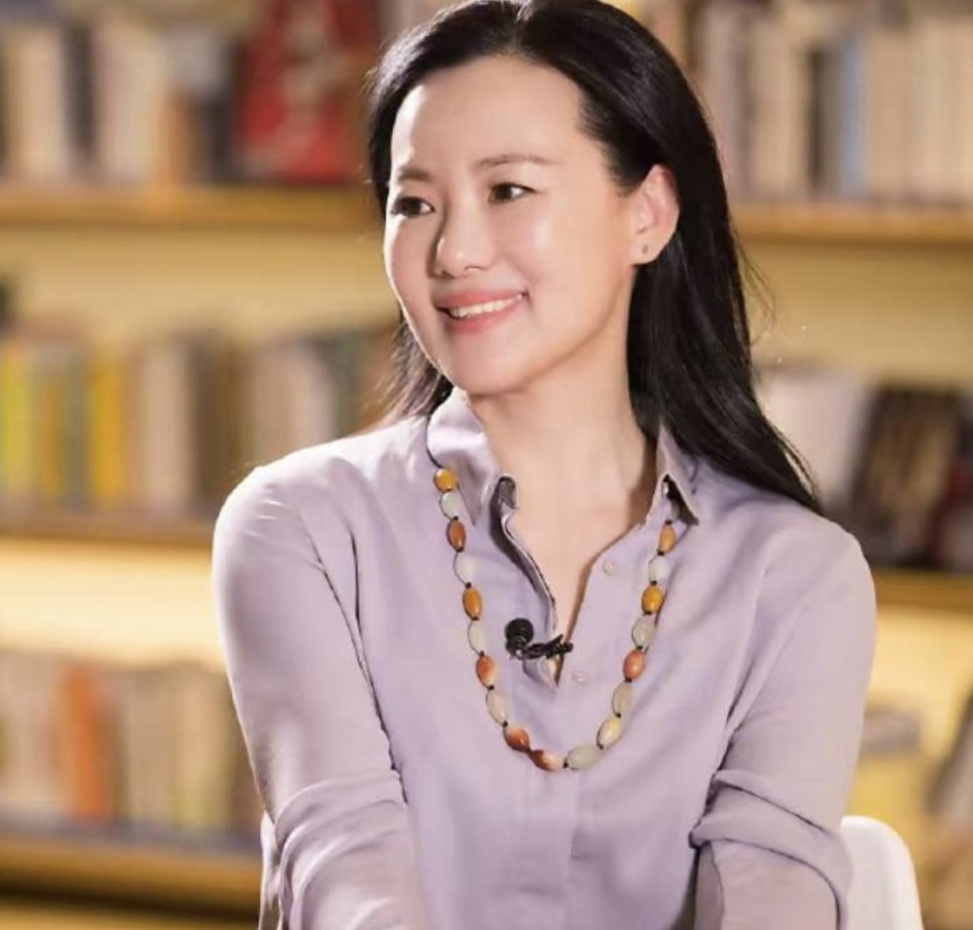 夸中年女人漂亮優(yōu)雅句子有哪些